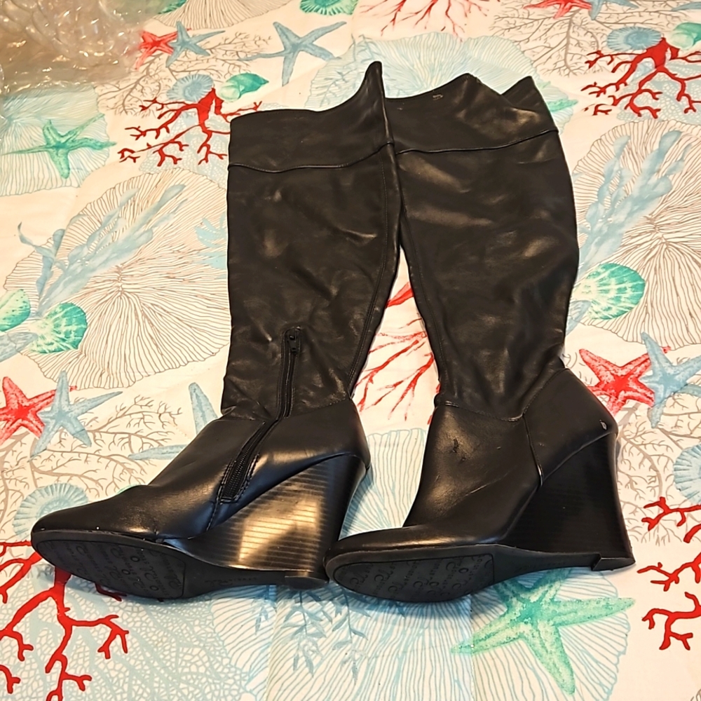 Over the knee boots with wedge heel!